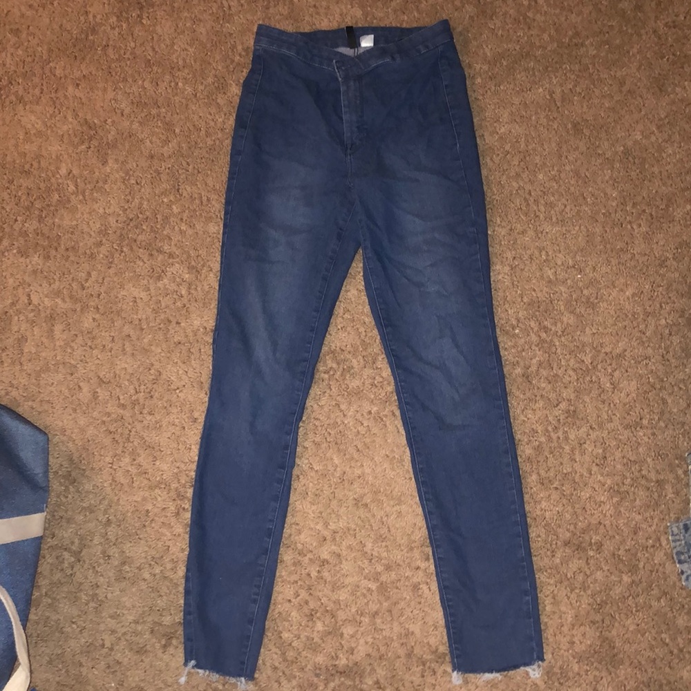 Super high waisted jeans